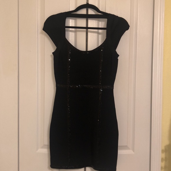 🖤GUESS | Chic Little Black Dress |  🖤 - Picture 5 of 12